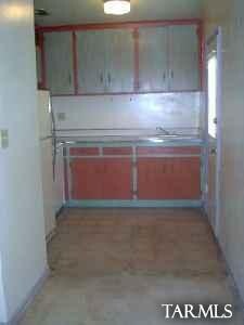 1137 E 9th St, Tucson, AZ 85719 - photo 3