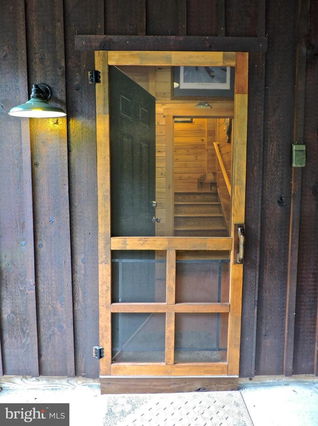 706 Historic Packhorse Trail, Hedgesville, WV 25427 - photo 5