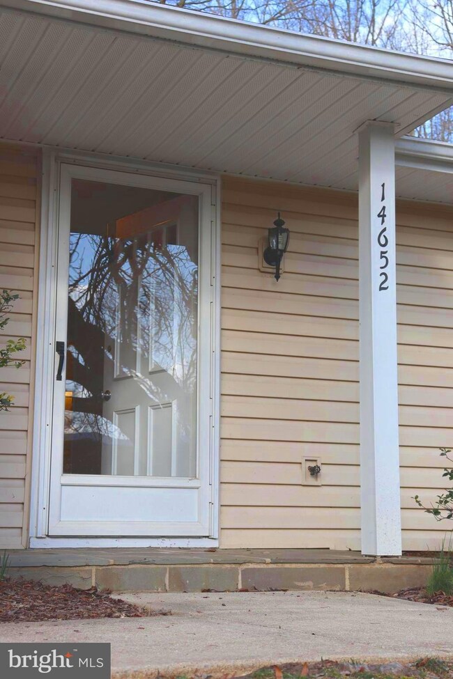 14652 Kelmscot Dr, Silver Spring, MD 20906 - photo 3