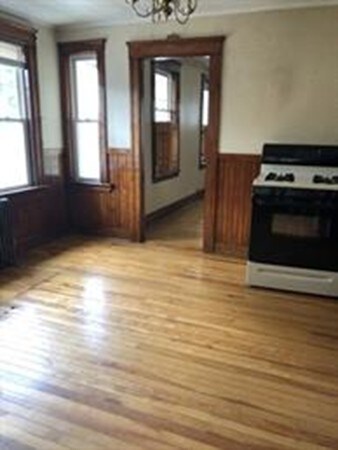 118 Commonwealth Ave, Worcester, MA 01604 - photo 7