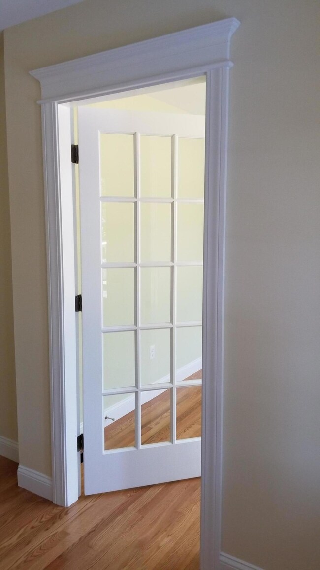 French door on den
