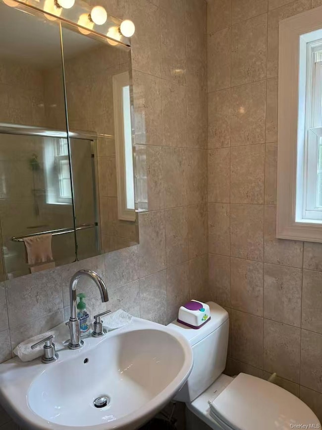 67-56 223nd Place unit A, Bayside, NY 11364 - photo 4