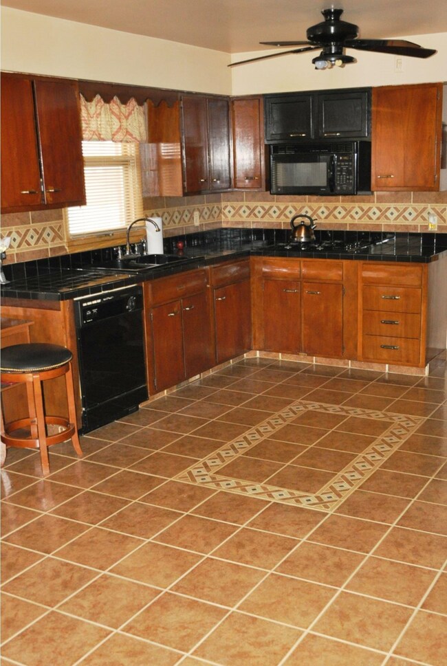 300 W 54th Place, Merrillville, IN 46410 - photo 6