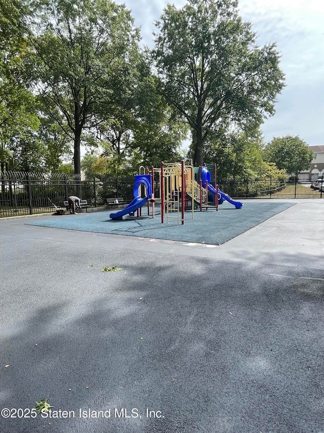 38 Cypress Loop, Staten Island, NY 10309 - photo 2