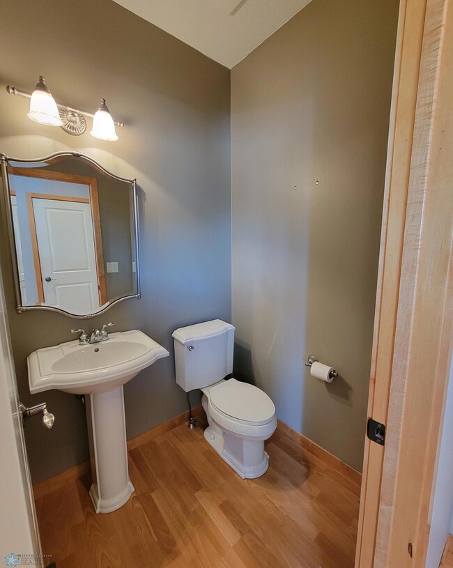 1/2 bath main