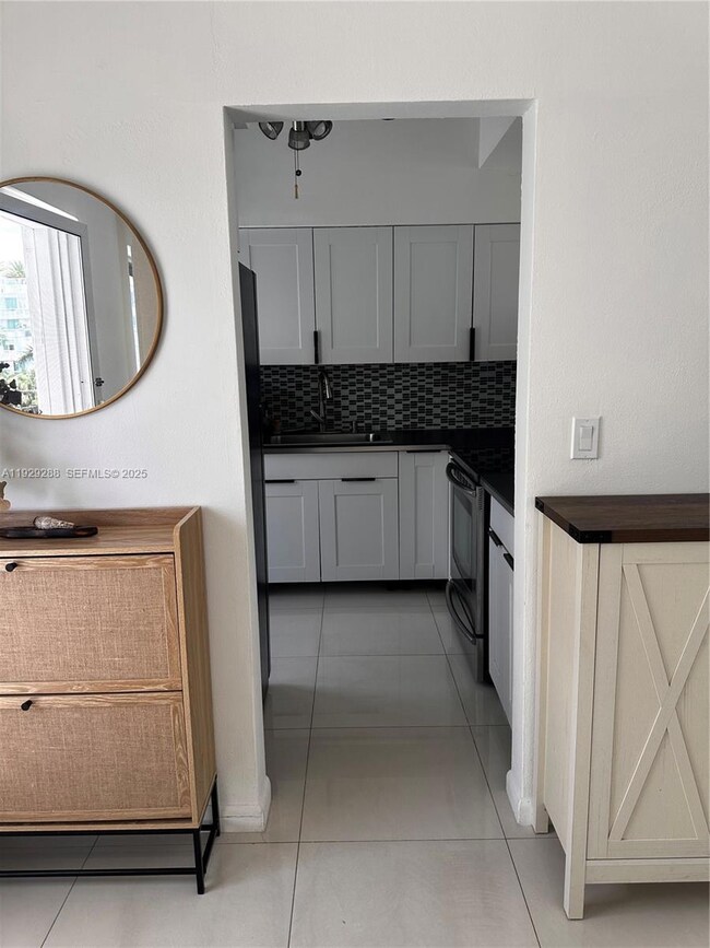 10250 W Bay Harbor Dr unit 4B, Bay Harbor Islands, FL 33154 - photo 6