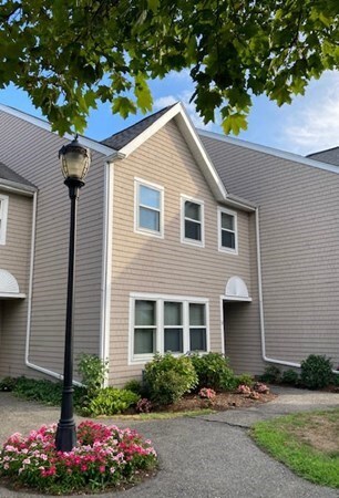 15 Schooner Ln, Quincy, MA 02171 - photo 2