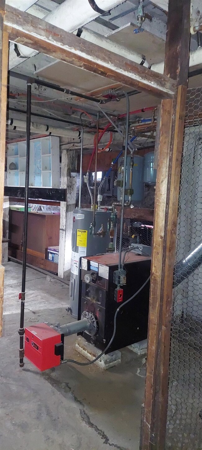 6-8 Highland St, Nashua, NH 03064 - photo 3