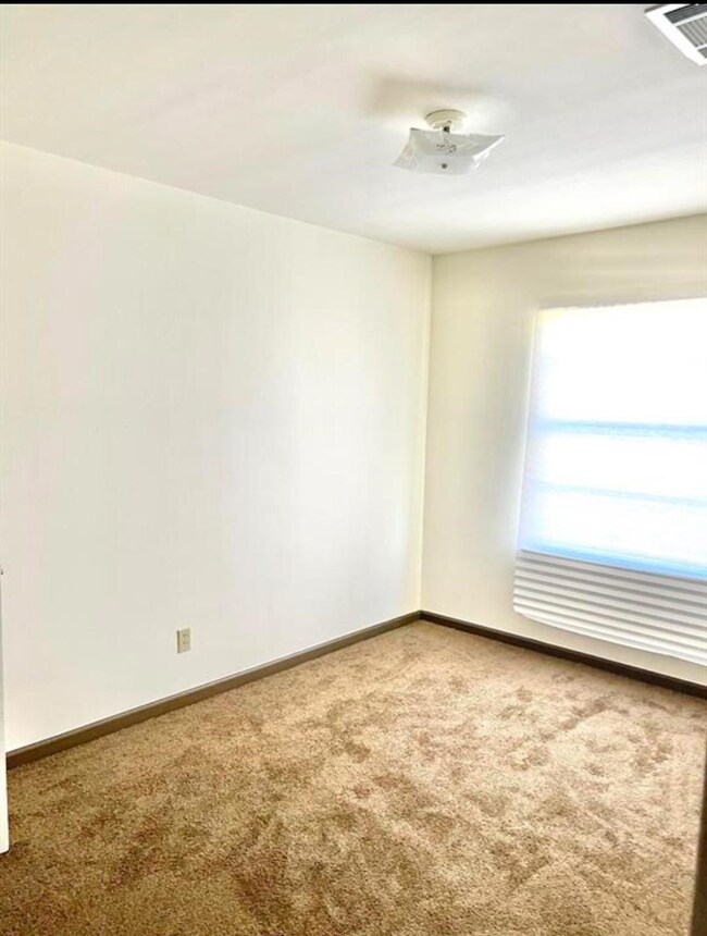 998 Glen Ave, Houston, TX 77088 - photo 6