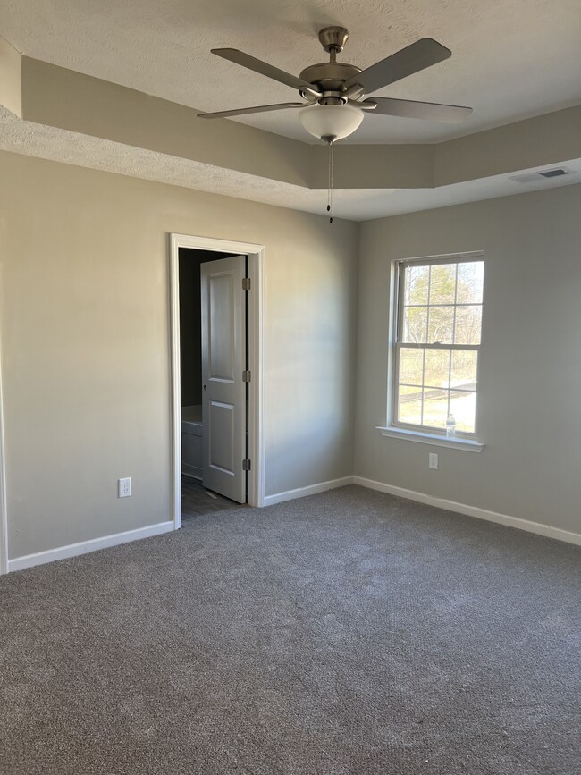 219 Timber Cir, Manchester, TN 37355 - photo 6