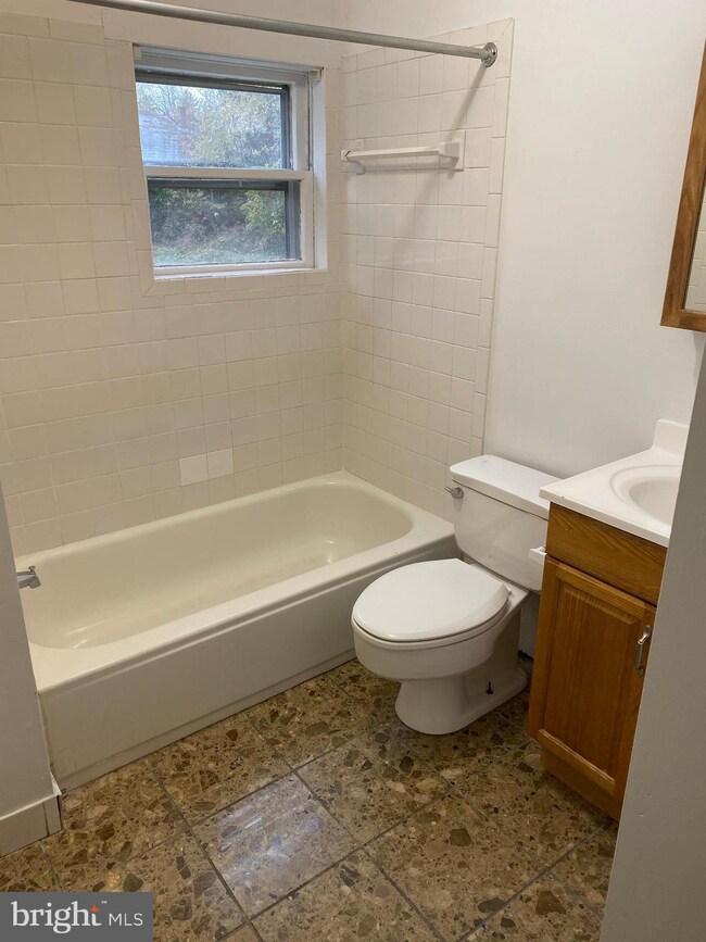 2108 Thistlebloom Rd unit B, Gwynn Oak, MD 21207 - photo 4