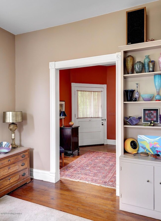 6 Hawthorn Hill, Louisville, KY 40204 - photo 5