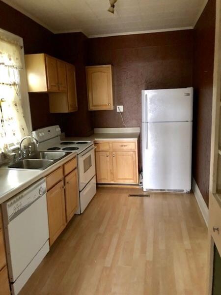 158 Huffman St, Waynesburg, PA 15370 - photo 4