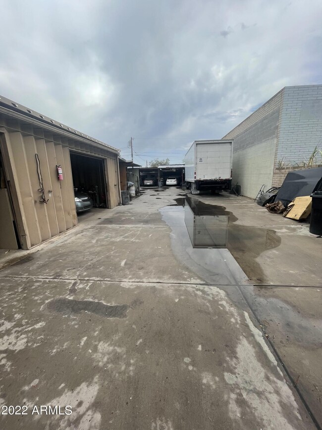 Yard 2