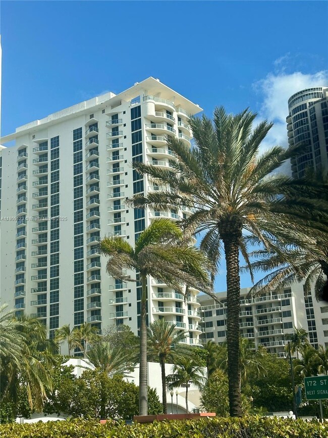 OCEAN FRONT CONDO IN SUNNY ISLES