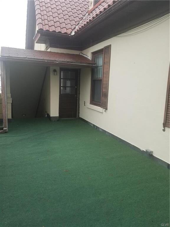 1617 W Hamilton St unit REAR, Allentown City, PA 18104 - photo 6