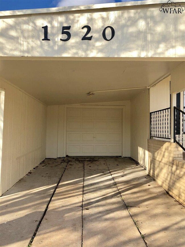 1520 Hursh Ave, Wichita Falls, TX 76302 - photo 6