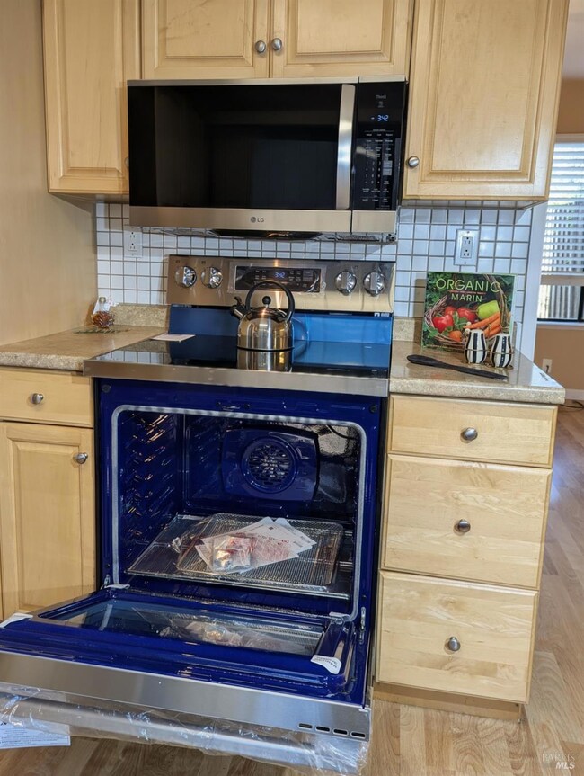 1 Columbine Ln, Novato, CA 94947 - photo 5