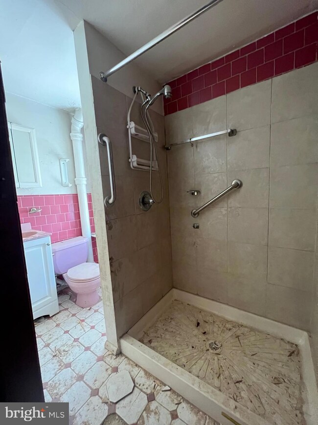 1802 N Dallas St, Baltimore, MD 21213 - photo 6