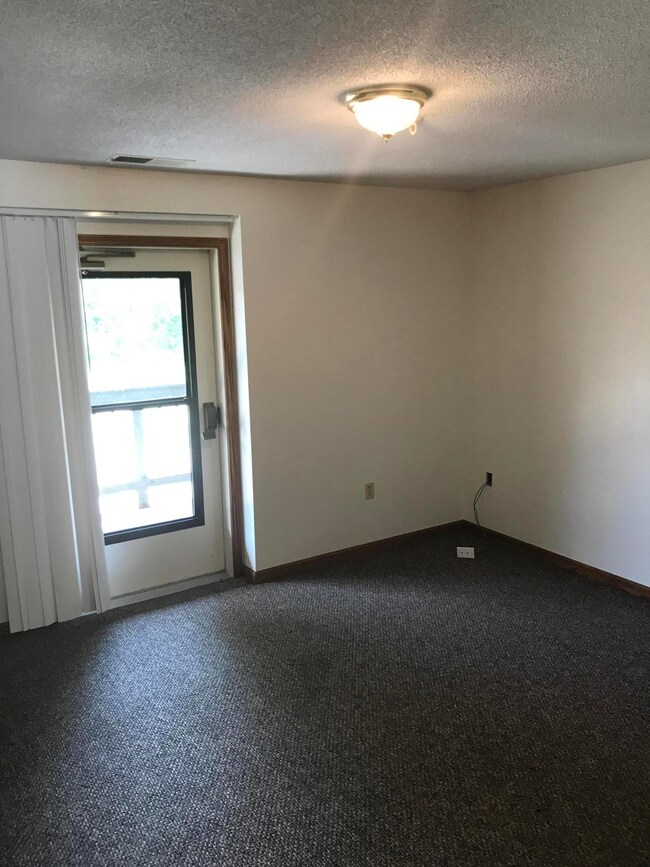 4200 S Bearfield Rd unit 12, Columbia, MO 65201 - photo 4