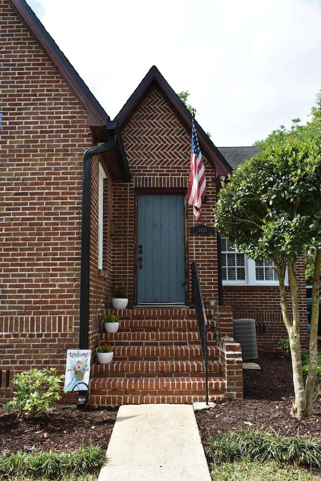 1430 Azalea Dr, Jacksonville, FL 32205 - photo 3