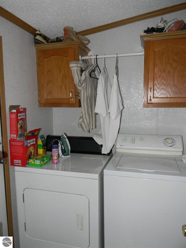 1736 White Tail Ct, West Branch, MI 48661 - photo 7