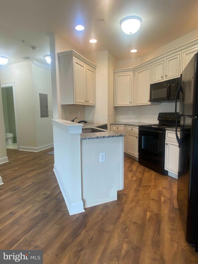 124 Bucktown Cr, Pottstown, PA 19465 - photo 6