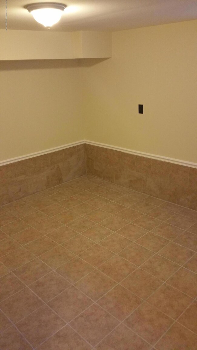 55 Skyline Dr, Staten Island, NY 10304 - photo 5