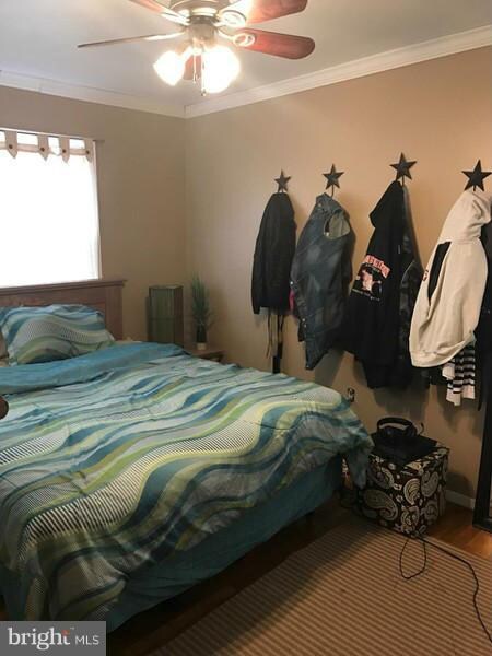 9007 Phyllis Dr, Clinton, MD 20735 - photo 7