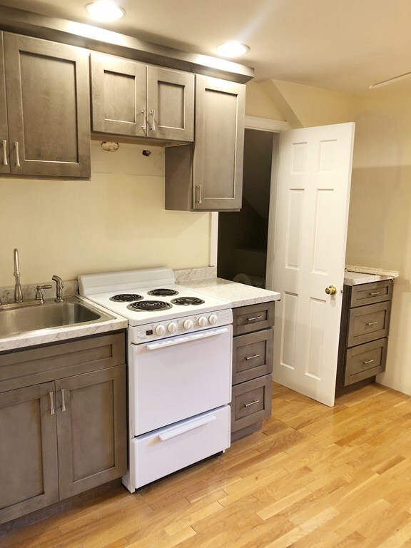 56 O St unit 1, Boston, MA 02127 - photo 2