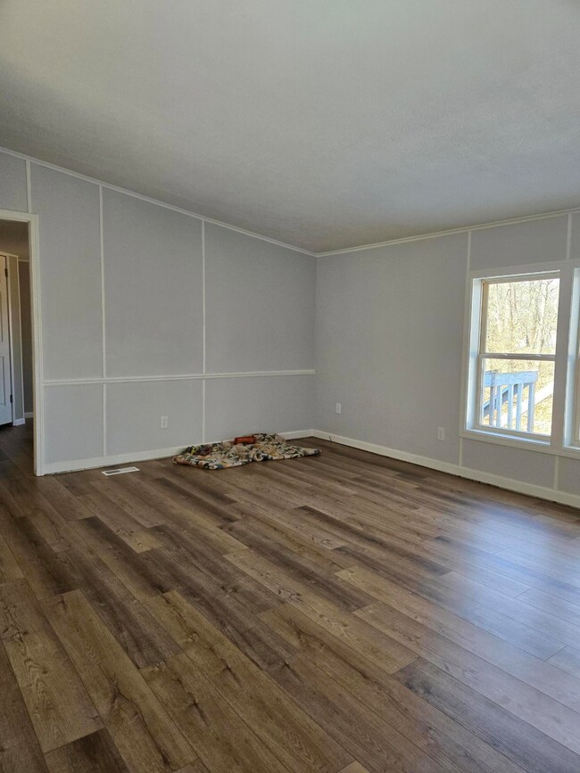 12445 Saddler Rd, Plainwell, MI 49080 - photo 2