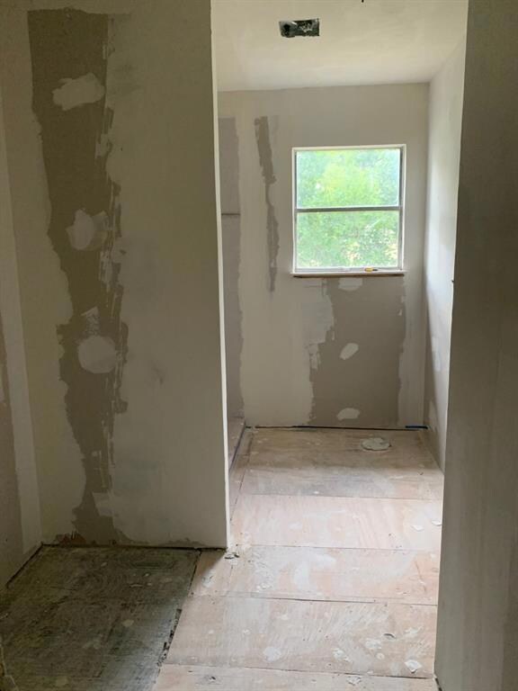 781 Betty Ln, Hurst, TX 76053 - photo 5