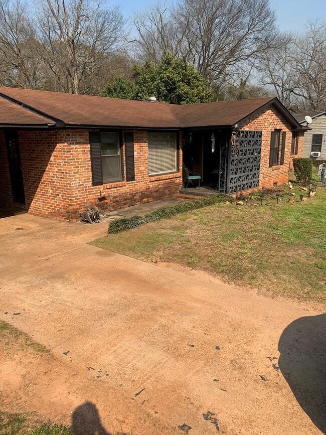 231 W Lester St, Americus, GA 31719 - photo 3