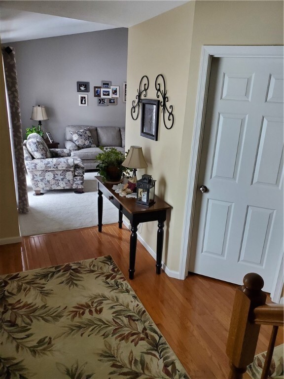 Welcome inside 108 Settlers Ct.