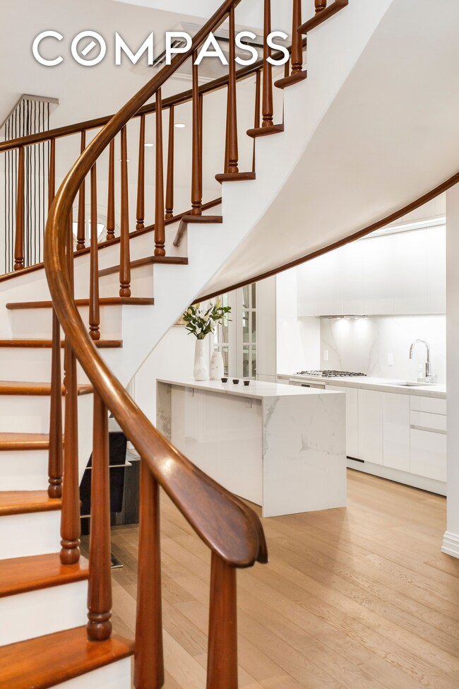 121 W 15th St unit 2, New York, NY 10011 - photo 3