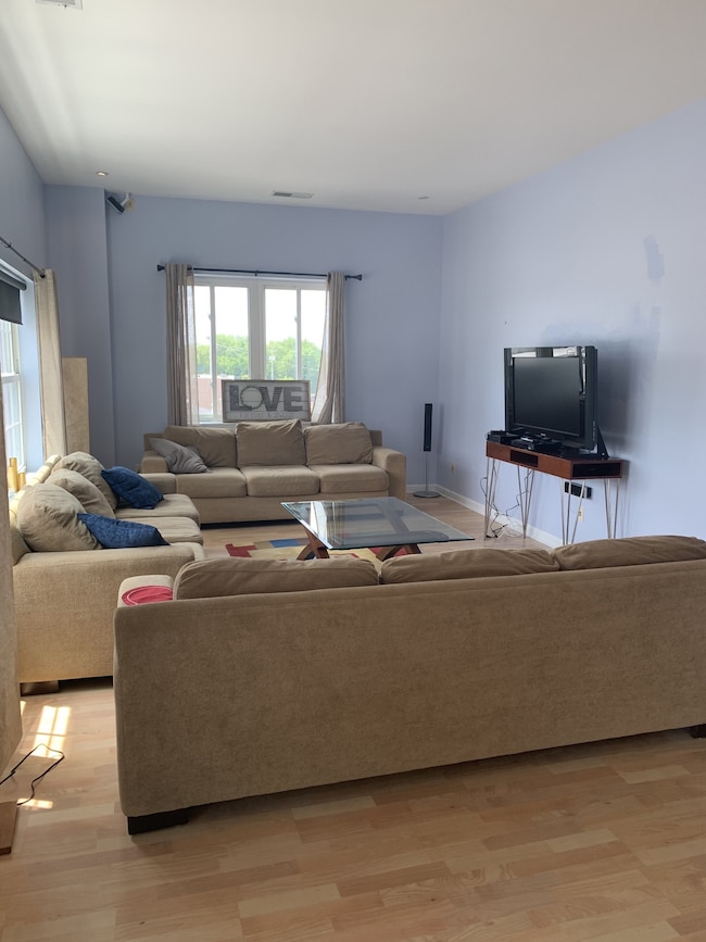 1307 N Main St, Shelbyville, TN 37160 - photo 3