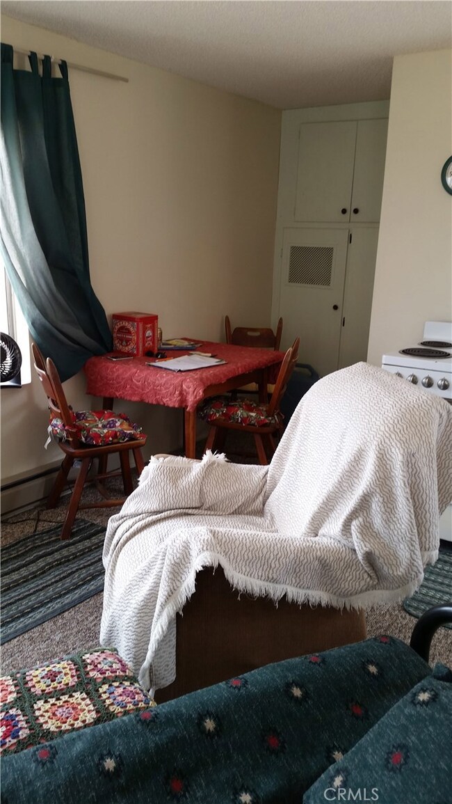 67922 Foothill Dr, Twentynine Palms, CA 92277 - photo 7