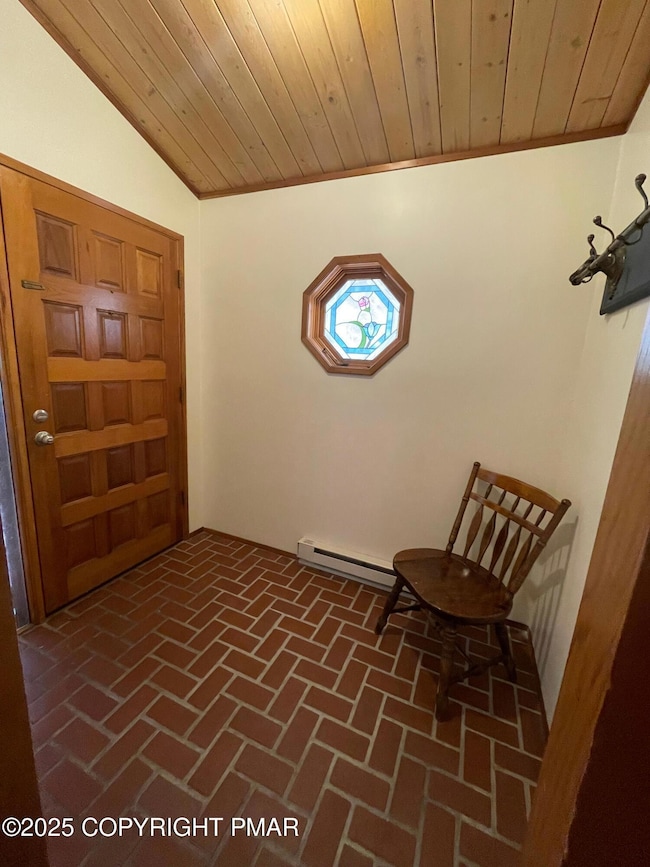 3530 Spruce Cabin Rd, Cresco, PA 18326 - photo 4