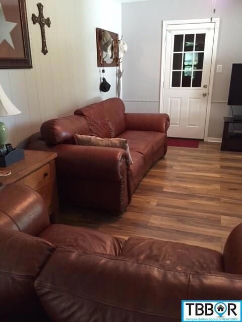 2303 E Young Ave, Temple, TX 76501 - photo 3