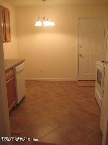 2512 Sandusky Ave E, Jacksonville, FL 32216 - photo 2