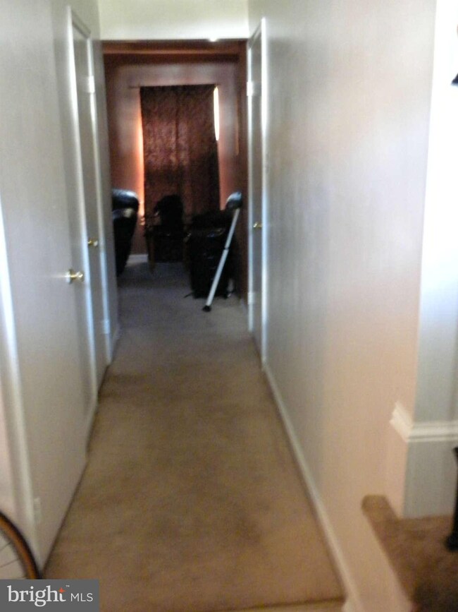 1524 Karen Blvd, District Heights, MD 20747 - photo 2