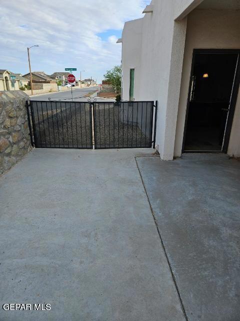 14800 Ava Leigh Ave, El Paso, TX 79938 - photo 5