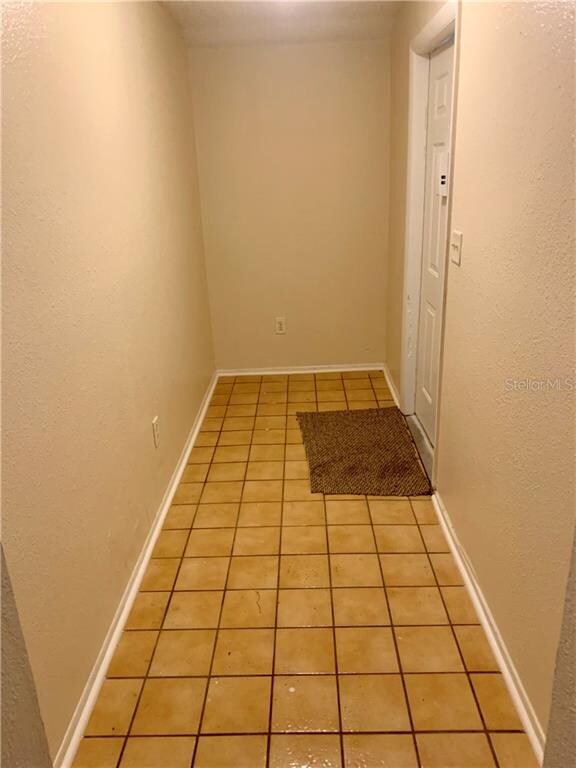 833 11th St N unit 1/2, Saint Petersburg, FL 33705 - photo 2
