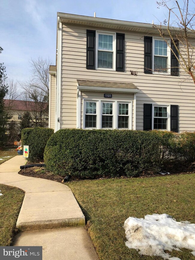 1101 N Glen Dr unit 1101, Glen Mills, PA 19342 - photo 2