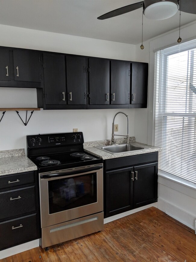 8 Pleasant St unit 2, Goffstown, NH 03045 - photo 7