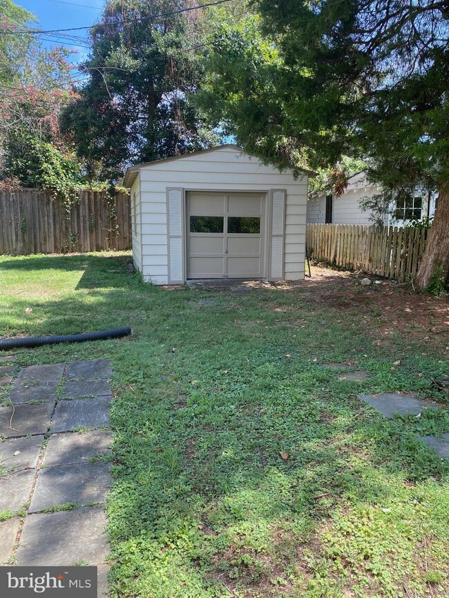 55 Decatur Ave, Annapolis, MD 21403 - photo 5