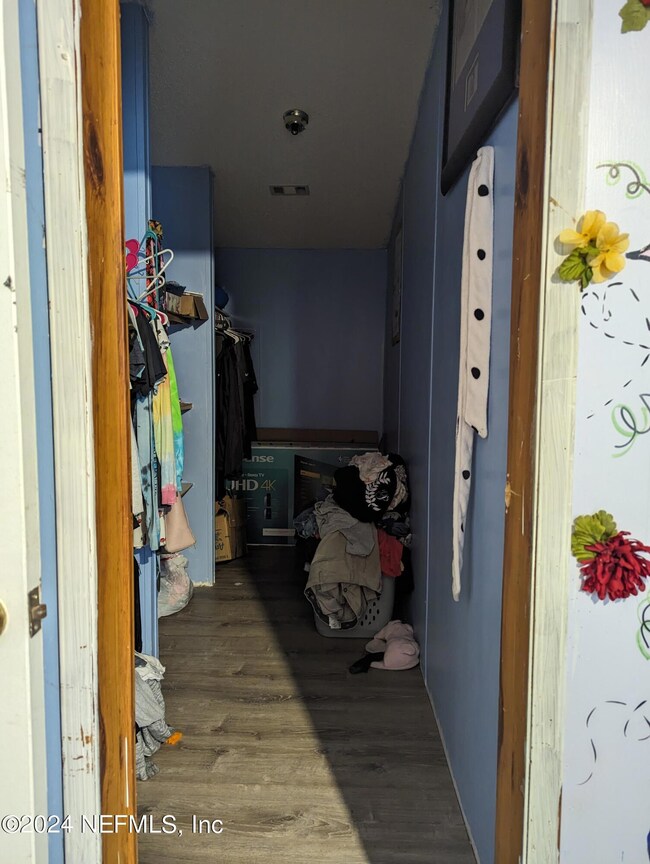 Master Walk in Closet