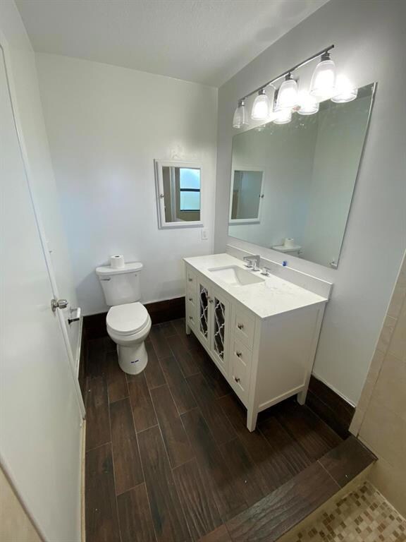 5437 Gene Cir, West Palm Beach, FL 33415 - photo 3