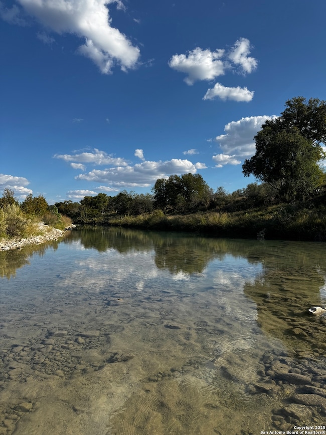 410 Craig Ln, Junction, TX 76849 - photo 4