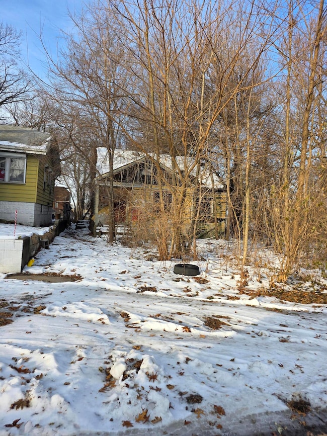 1012-16 Wyoming St, Gary, IN 46403 - photo 2